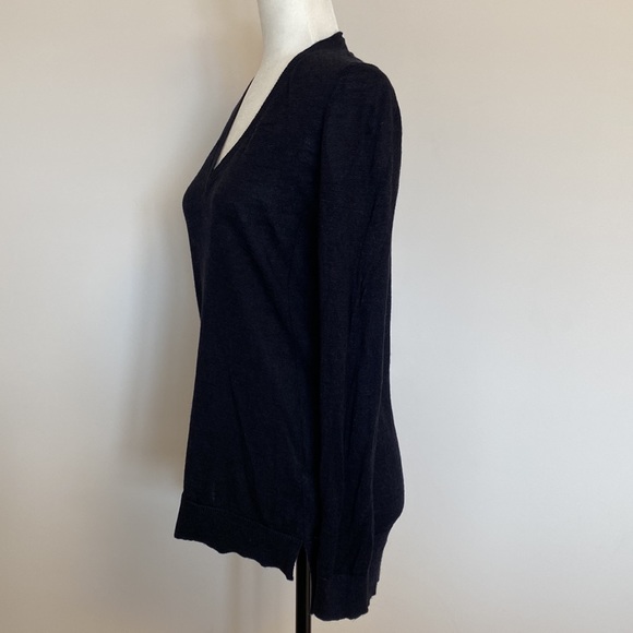 Michael KORS light weight sweater S - Picture 4 of 11